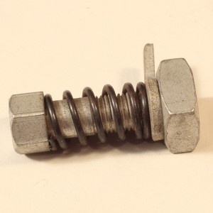 Plaquette de but&eacute;e avec vis et ressort